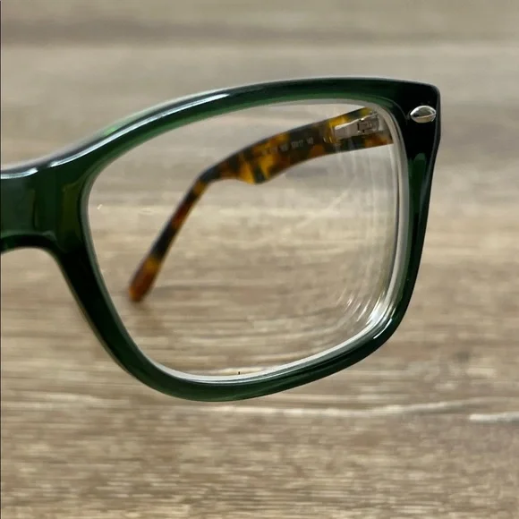 🕶 Ray-Ban RX5228 Green Optical Frames with Tortoise Temples53–17–140